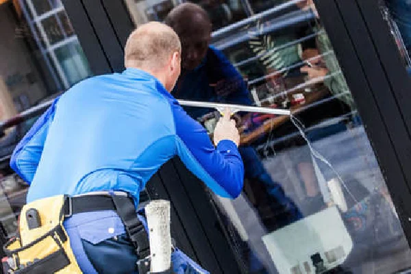 Experience Convenient and Expert Window Cleaning